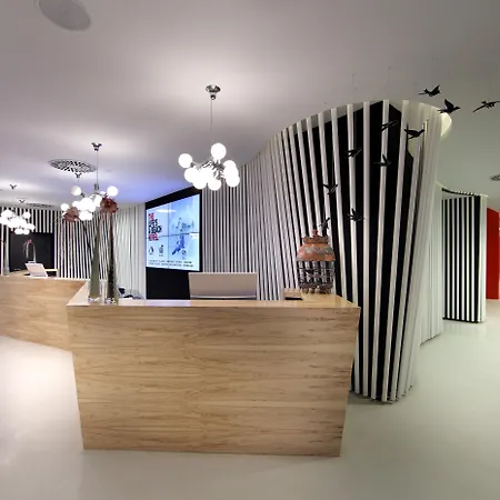 酒店 乌斯怀亚伊维萨海滩酒店-仅限成人