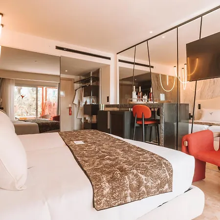 Hotell The Unexpected Ibiza - Ushuaia Club Entrance Included (adults Only) Playa d'en Bossa